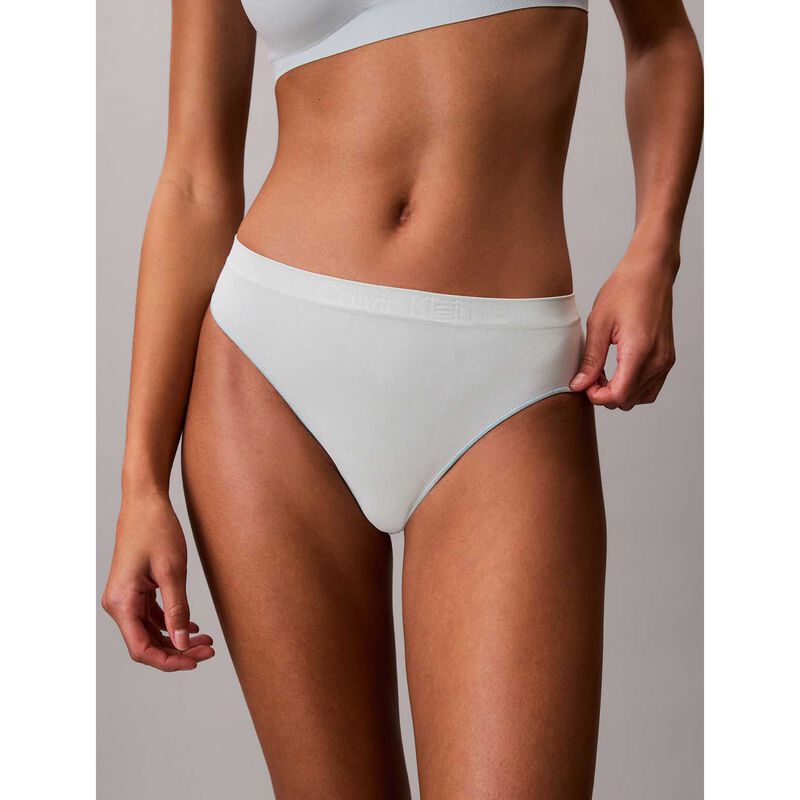 Calvin Klein Bonded Flex Seamless Thong image number 2